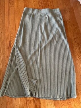 SHEIN Ribbed Maxi Skirt in Light Sage Green with Side Slit